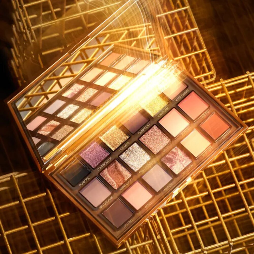 BNIB ✅ HUDA BEAUTY Empowered Eyeshadow Palette EM(POWER)ED ~ Limited Edition - Picture 7 of 15